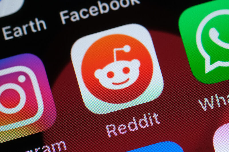 Reddit’s iOS and Android app gets its biggest update in years