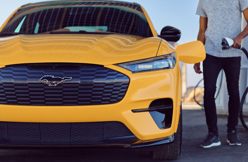 Ford reorg prioritizes EVs, keeps fossil fuel vehicles as “engines of cash”