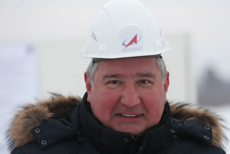 No, Russia has not threatened to leave an American astronaut behind in space