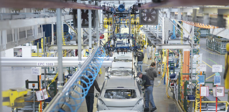 Carmakers shut factories and freeze sales as invasion fallout spreads