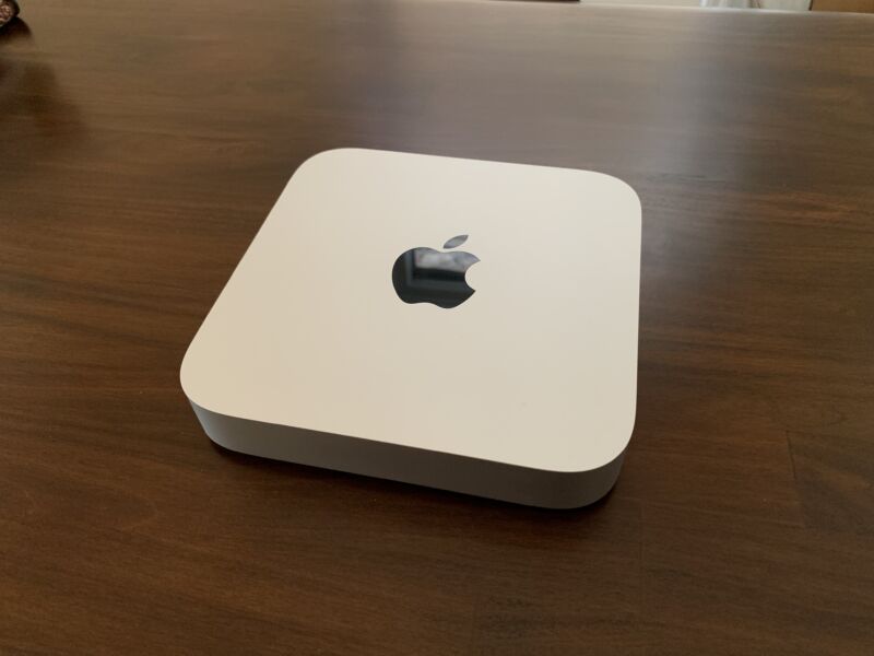 Developer discovers new Mac mini model in Studio Display firmware file