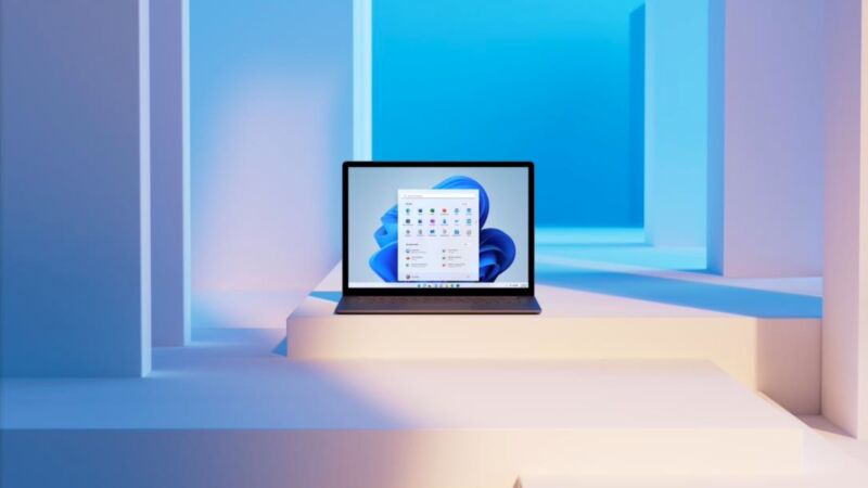 New wallpapers and better window snapping come to latest Windows 11 preview builds