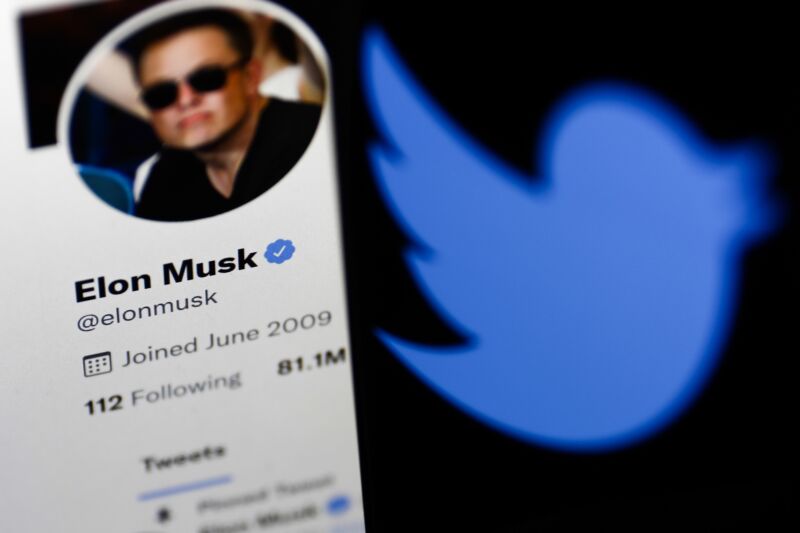 Musk keeps falsely claiming “Funding secured” tweet was accurate, judge is told