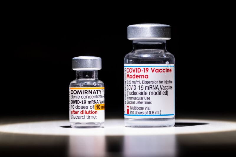 Switch to Moderna booster after Pfizer shots better against omicron in 60+