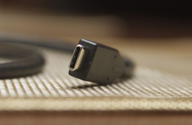 The US has a long way to go before adopting a universal charger policy