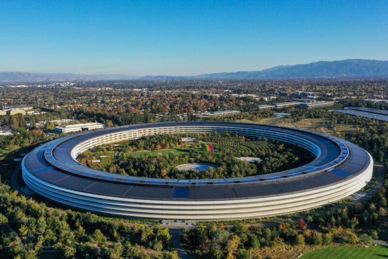 Apple reports only slight growth in Q3 2022 earnings report