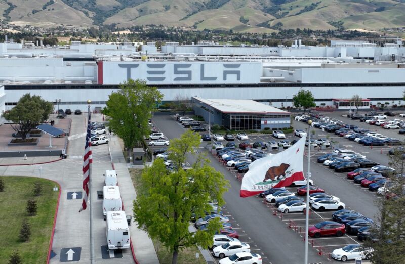Lawsuit: At Tesla, racial discrimination is “standard operating procedure”