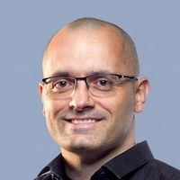 Smashing Podcast Episode 50 With Marko Dugonjic: Can You Change A UX Dinosaur?