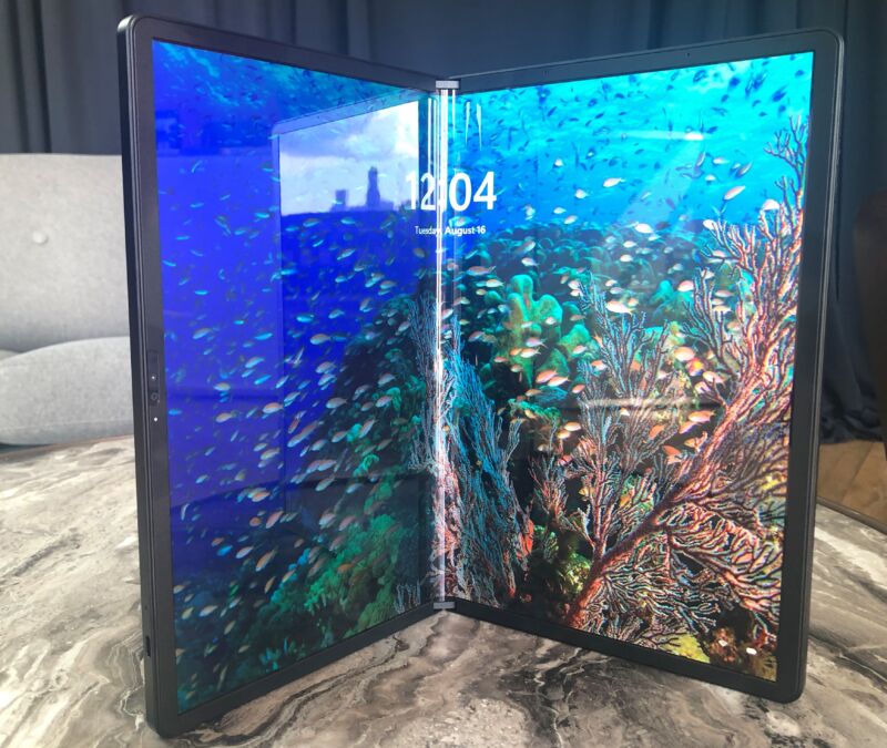 Hands-on: Lenovo’s second foldable PC addresses the first’s biggest problems