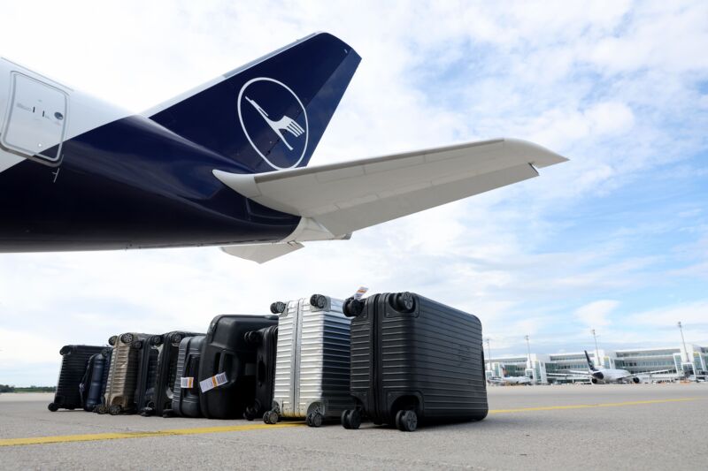 Lufthansa awkwardly abandons AirTag ban after baffling face plant