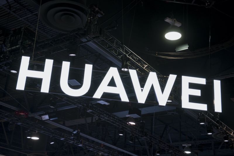 FCC to ban all new Huawei and ZTE equipment on national security grounds
