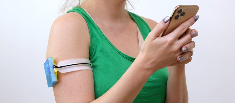 DIY Wearable Continuous Temperature Monitor #WearableWednesday