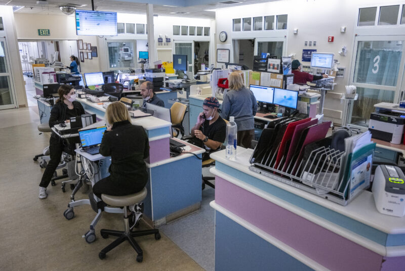 Nurse who called 911 on her ER talks chaos, fear amid understaffing crisis