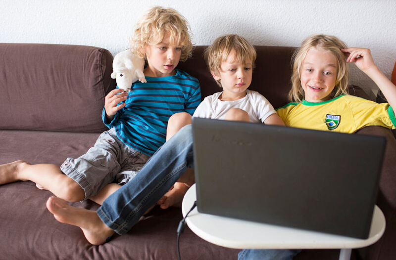 Suit accusing YouTube of tracking children is back on after appeal