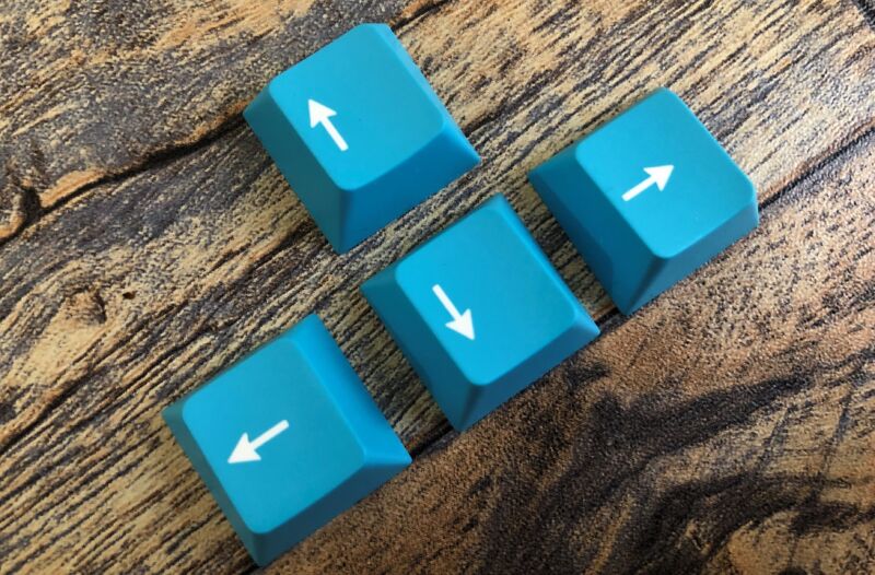 Do mechanical keyboards really need arrow keys? 