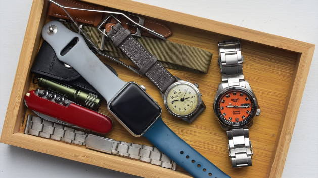 Five Critical Things To Do Before Buying A Watch Online