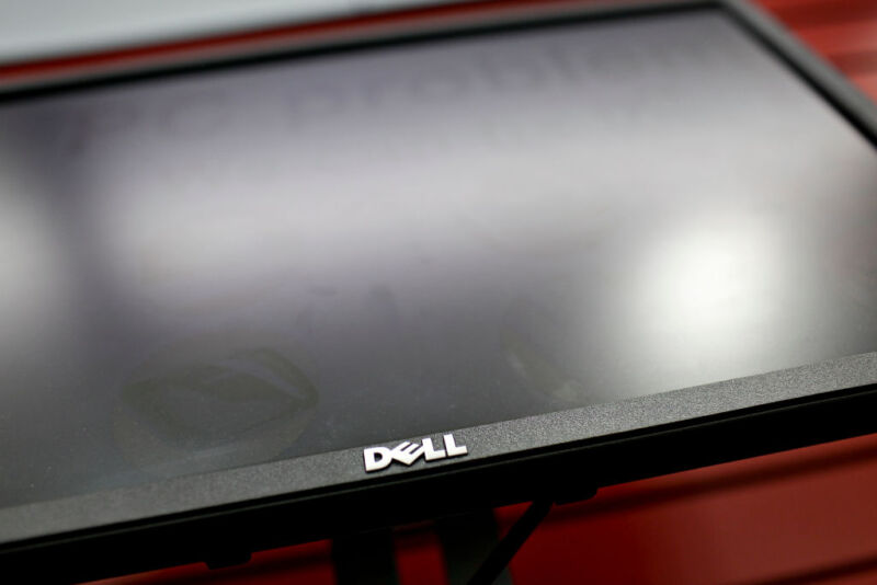 Dell in hot water for making shoppers think overpriced monitors were discounted