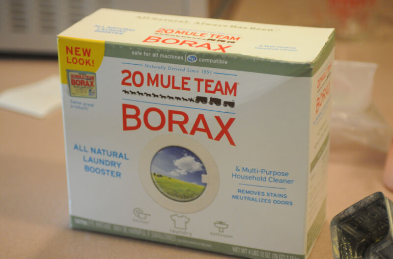 Borax is the new Tide Pods and poison control experts are facepalming