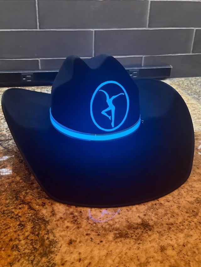 EL Cowboy Hat #WearableWednesday #DMB