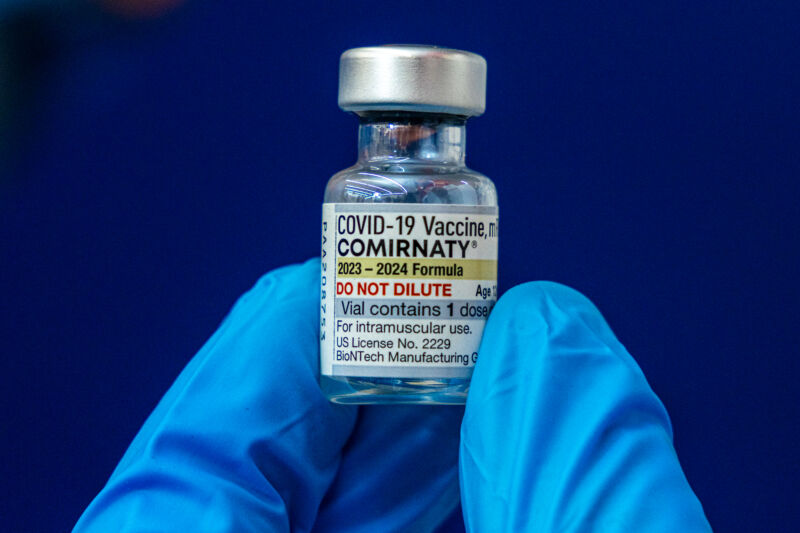 More than half of Americans plan to get updated COVID shot