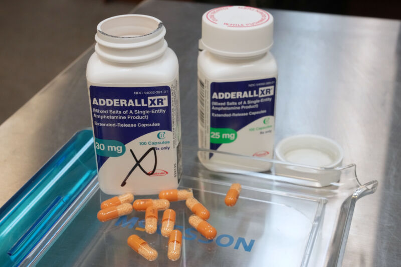 US drug shortages reach record high with 323 meds now in short supply