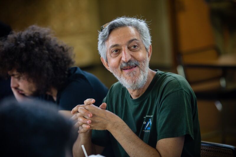 Computer scientist wins Turing Award for seminal work on randomness