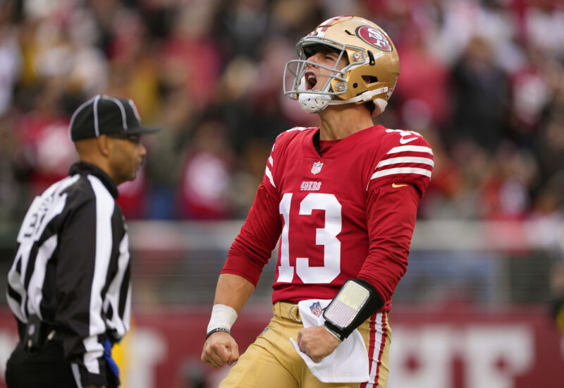 Netflix gets the NFL: Three-year deal starts this season on Christmas