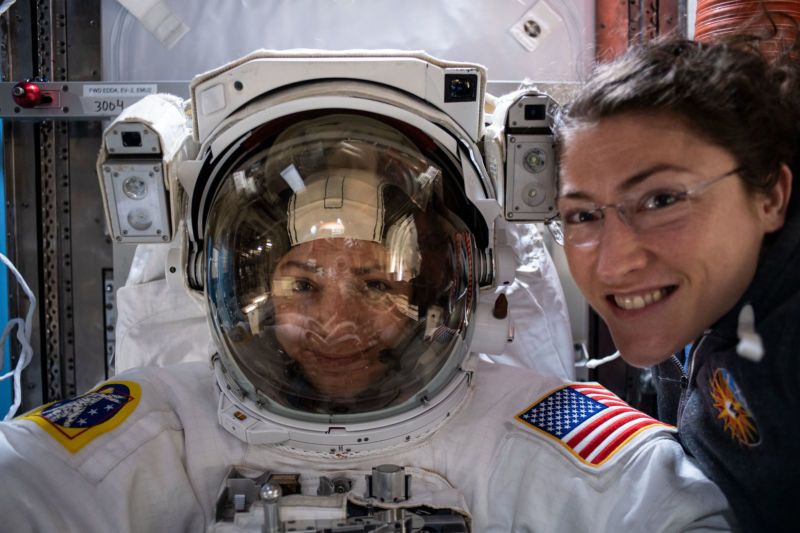 NASA’s commercial spacesuit program just hit a major snag