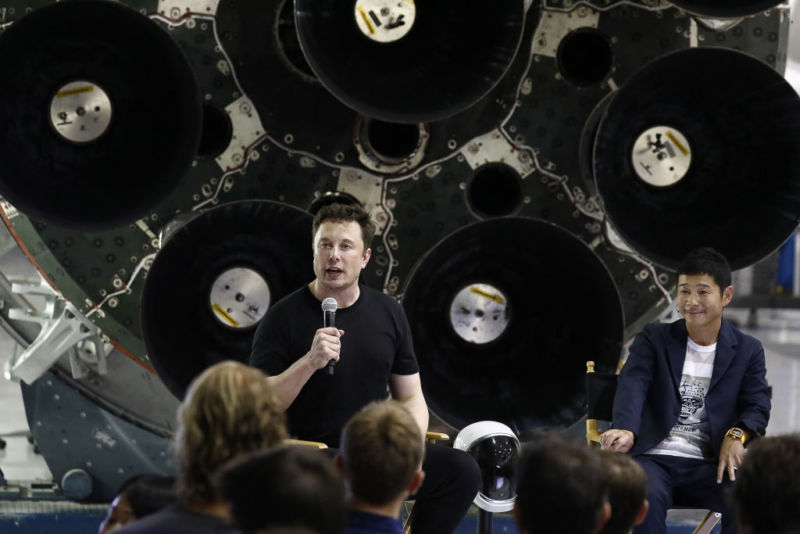 Here’s why a Japanese billionaire just canceled his lunar flight on Starship