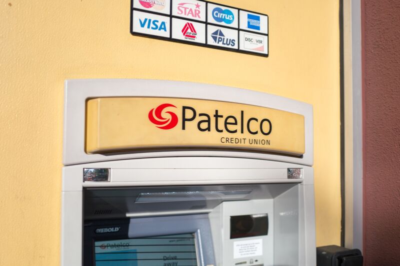 “Everything’s frozen”: Ransomware locks credit union users out of bank accounts