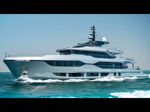 $15 Million Superyacht Tour : Majesty 120