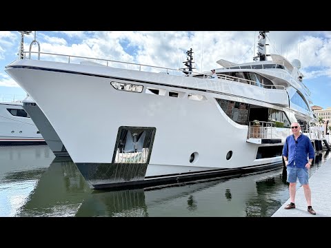 $20 Million Superyacht Tour : Majesty 140