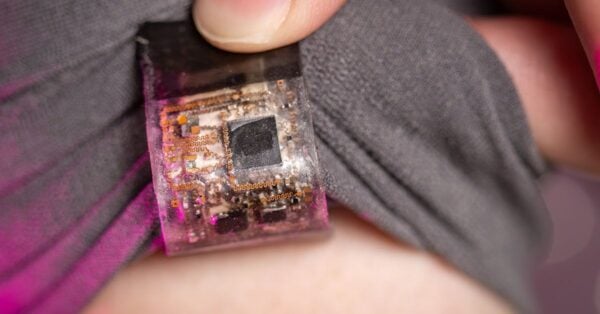 Tuning Out Excessive Motion Noise When Controlling Robotic Devices #WearableWednesday