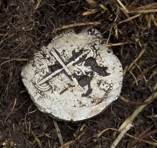 Coin Found in Chile Accords with Account of Spanish Colony’s Foundation