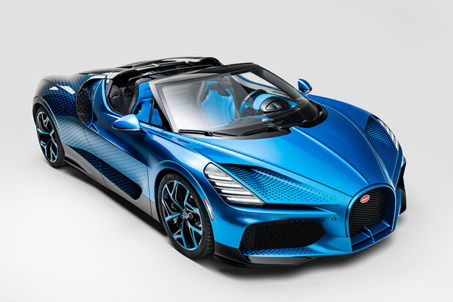 Bugatti’s One-Off W16 Mistral ‘Fly Bug’ Hypercar Was Designed to Look Like a Dragonfly