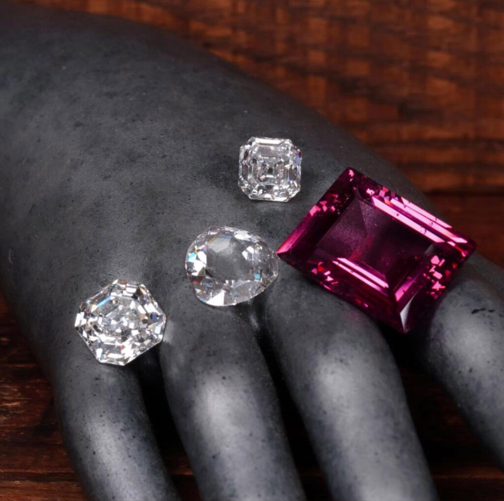 How Spinel Became the Gemstone To Buy Now