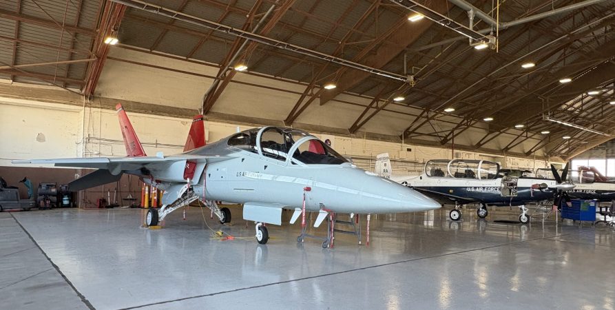 T-7 Simulator Blurs the Lines Between Live and Virtual Flying