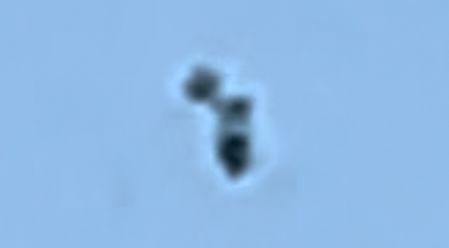 3 UFOs turn into 2 Over Bowers Gifford, England May 20, 2026, Aliens 👽 UFO UAP Sighting News
