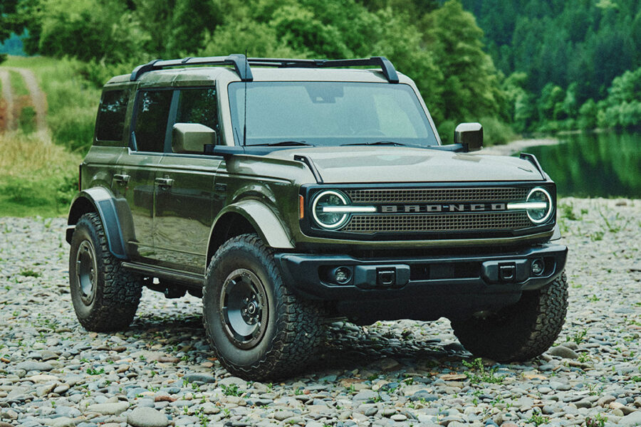 Ford and Filson’s 2027 Bronco SUV Buried the Raptor’s V6 Under a Twill-and-Brass Cabin