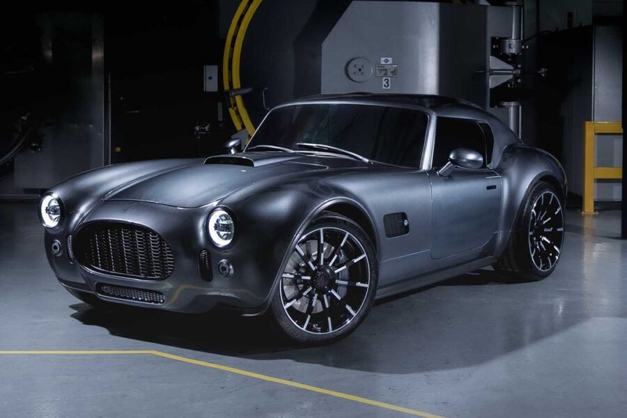 AC’s Carbon-Bodied, Fixed-Roof Cobra GT Coupe Packs a 720HP V8 and 6-Speed