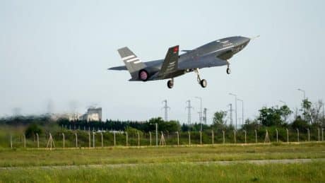 Leonardo’s M-346 Controls Baykar’s Kizilelma UCAV in Loyal Wingman Trials