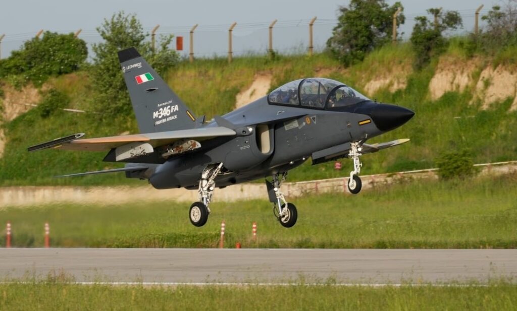 Leonardo, Baykar pair M-346FA with uncrewed Kizilelma for teaming demonstration