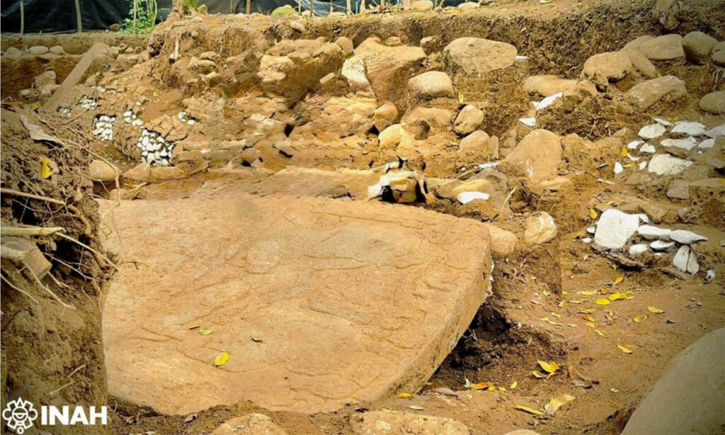 Unusual Platform and Monolith Found in Eastern Mexico