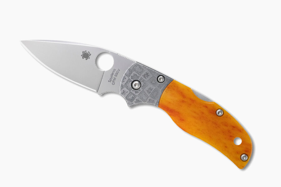 Spyderco Spent 1,200 Hours Hand-Forging Mosaic Damascus For This Anniversary Native 5 Knife