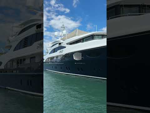 SuperYacht in the river today! 😃