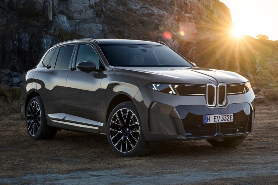 BMW Reinvents the X5 With Its First-Ever All-Electric iX5