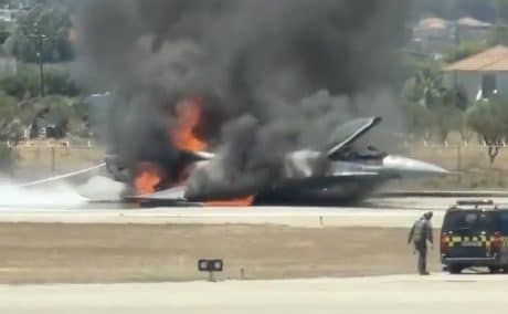 Greek F-16 Crash Lands at Zakynthos Airport, Pilot Safe