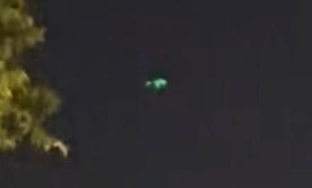 Green glowing UFO Over Converse, Texas. USA June 18, 2026, five full min of video! UAP Sighting News.