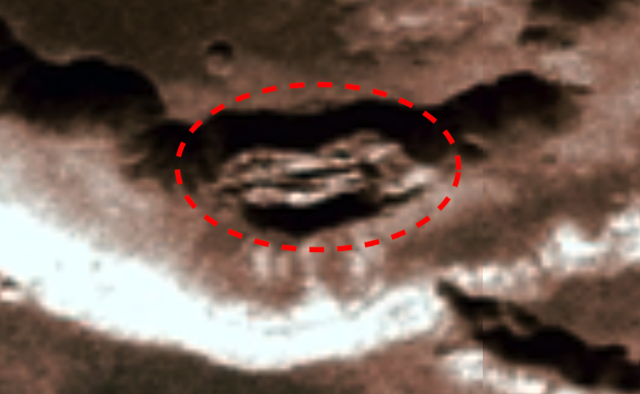 Ancient Abandoned Ship Found On Mars In Canyon, Measure over 11km long! UFO UAP Sighting News.