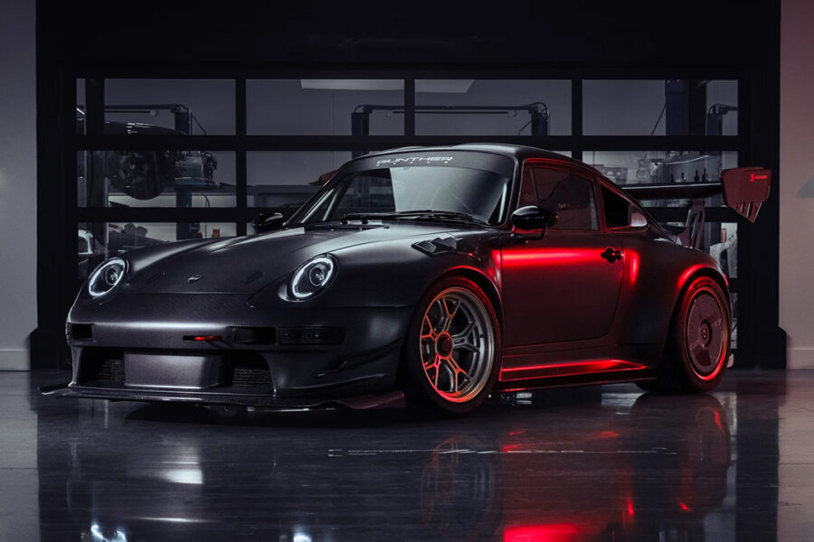 Gunther Werks Stripped Its Carbon Porsche 993 to a 455-HP Straight-Piped Track Weapon